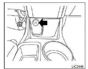 Nissan NV200. Console centrale